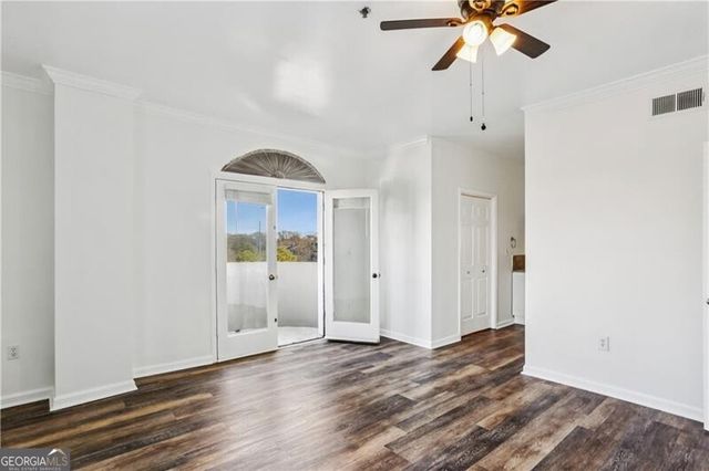 2161 Peachtree Road NE 205, Atlanta, GA 30309