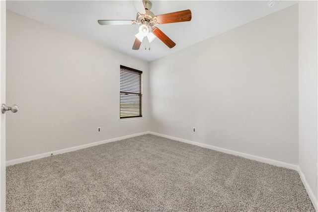 2031 Positano Loop, Bryan, TX 77808