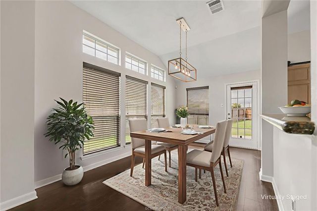 2031 Positano Loop, Bryan, TX 77808