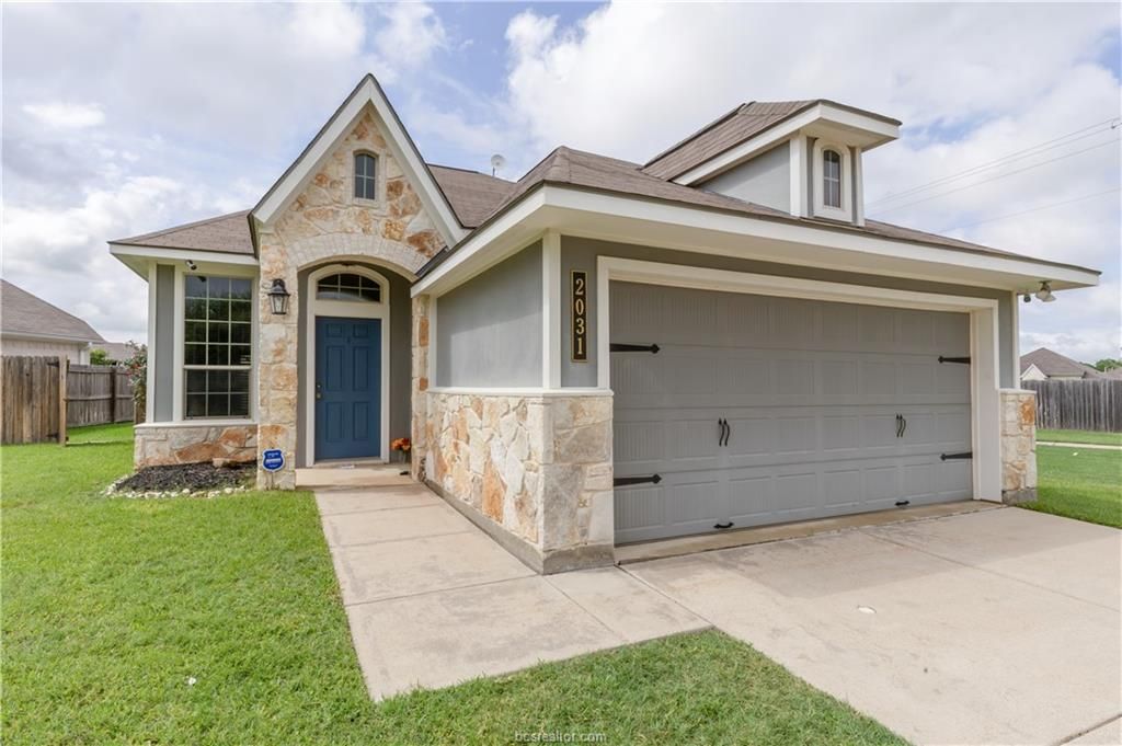 2031 Positano Loop, Bryan, TX 77808