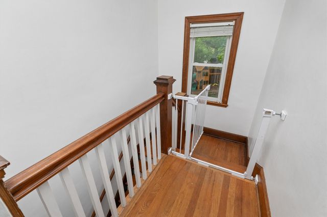 2720 44th Street, Des Moines, IA 50310