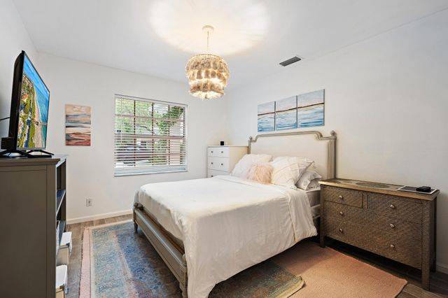 58 Admirals Court, Palm Beach Gardens, FL 33418