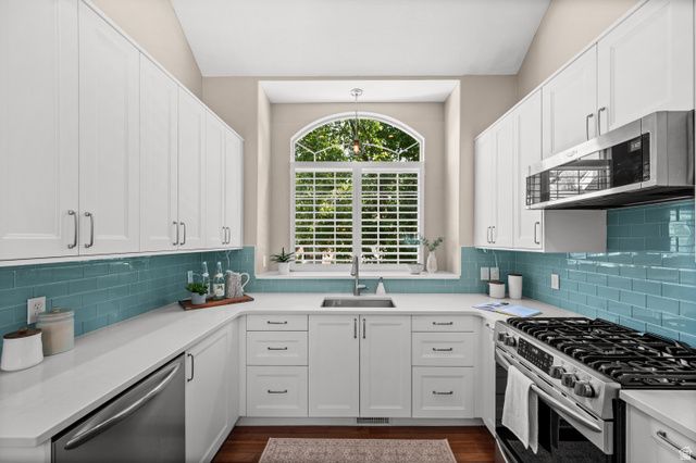 1154 E AVIARY PL, Millcreek, UT 84117