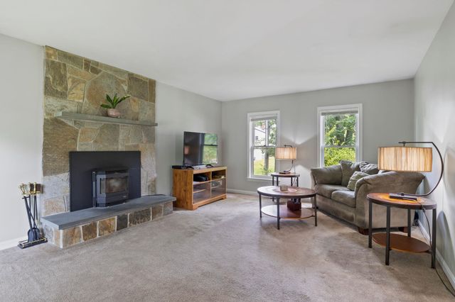 6 Dacotah Street, Hampton, NH 03842