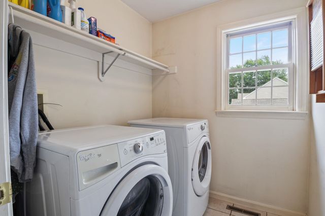 6 Dacotah Street, Hampton, NH 03842