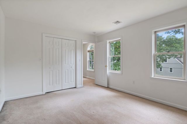 6 Dacotah Street, Hampton, NH 03842