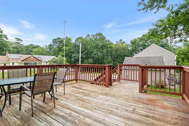 6 Dacotah Street, Hampton, NH 03842