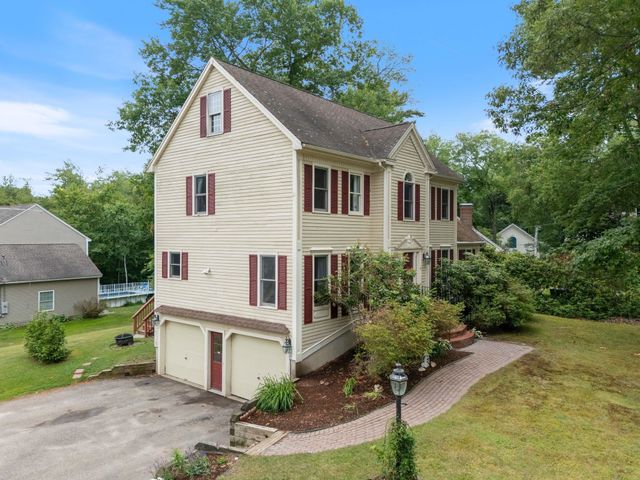 6 Dacotah Street, Hampton, NH 03842