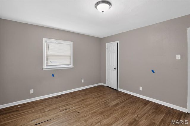 1565 Lakeside Lane, St Louis, MO 63138