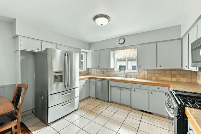 580 West Street, Muskegon Twp, MI 49442