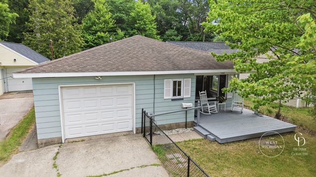 580 West Street, Muskegon Twp, MI 49442