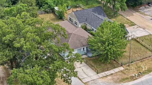 580 West Street, Muskegon Twp, MI 49442