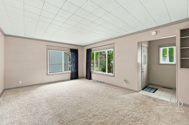 580 West Street, Muskegon Twp, MI 49442