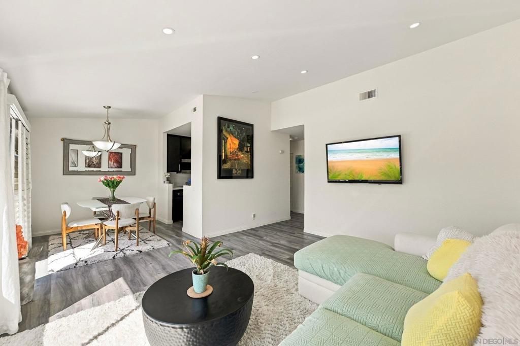 4040 Porte La Paz 71, San Diego, CA 92122 — photo 5