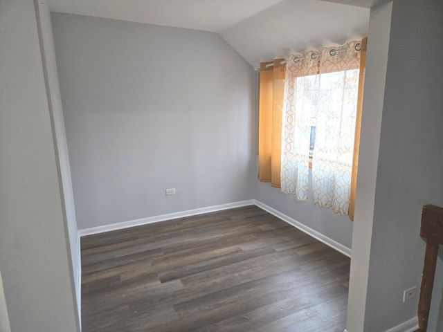 3341 Beacon Street 31, North Chicago, IL 60064