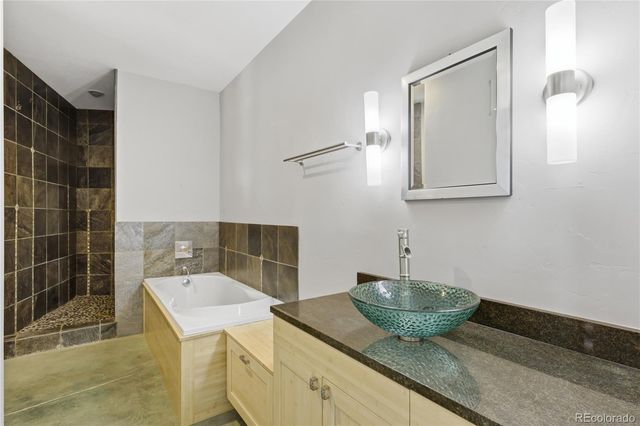 15030 W 52nd Avenue, Golden, CO 80403