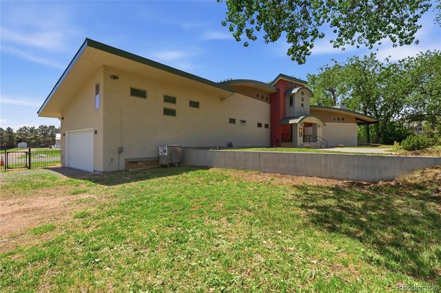 15030 W 52nd Avenue, Golden, CO 80403