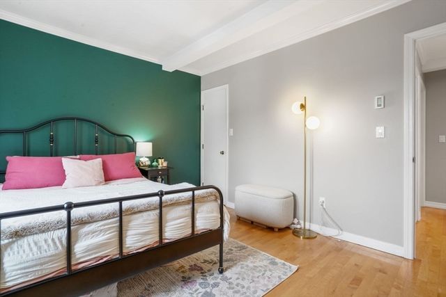 79 Bolton St 79, Boston, MA 02127