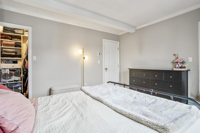 79 Bolton St 79, Boston, MA 02127