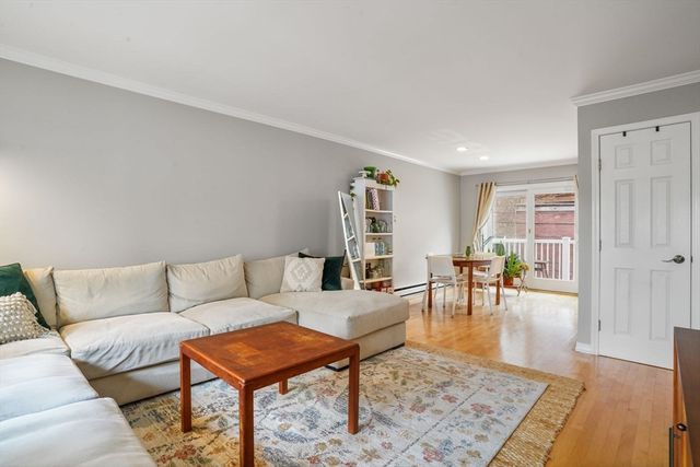 79 Bolton St 79, Boston, MA 02127
