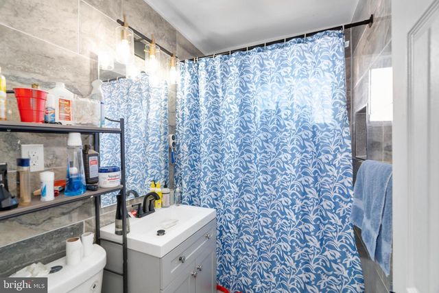 182 JOLIET ST SW, Washington, DC 20032