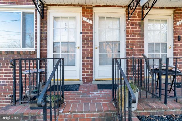 182 JOLIET ST SW, Washington, DC 20032