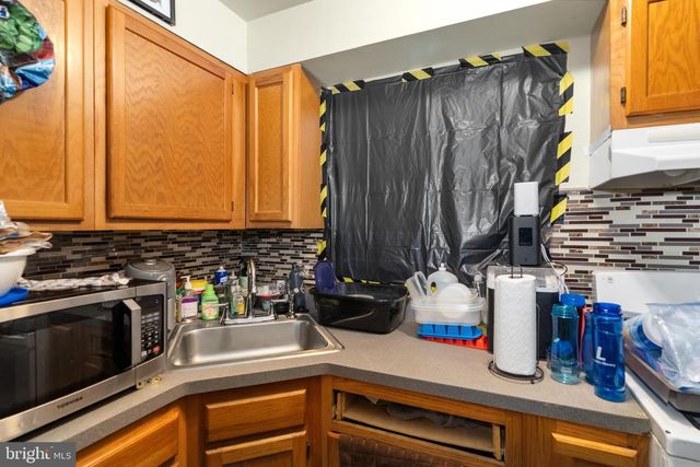 182 JOLIET ST SW, Washington, DC 20032