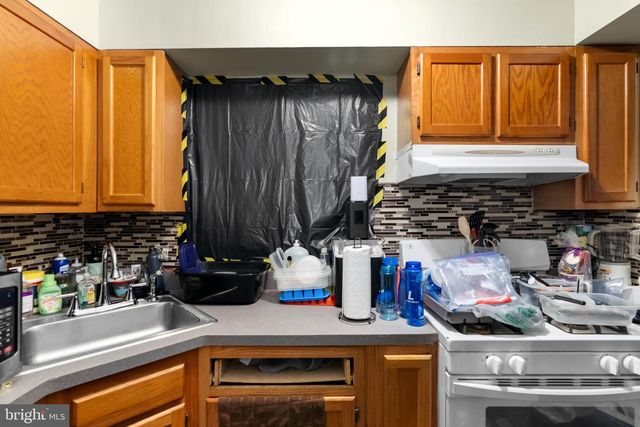 182 JOLIET ST SW, Washington, DC 20032