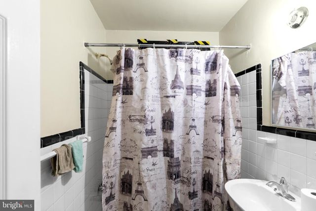 182 JOLIET ST SW, Washington, DC 20032