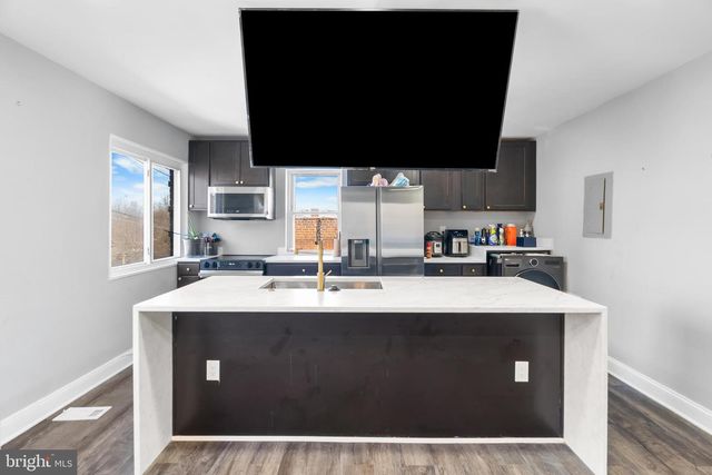 182 JOLIET ST SW, Washington, DC 20032