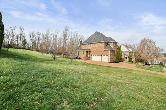 1432 Wolf Creek Dr, Nolensville, TN 37135