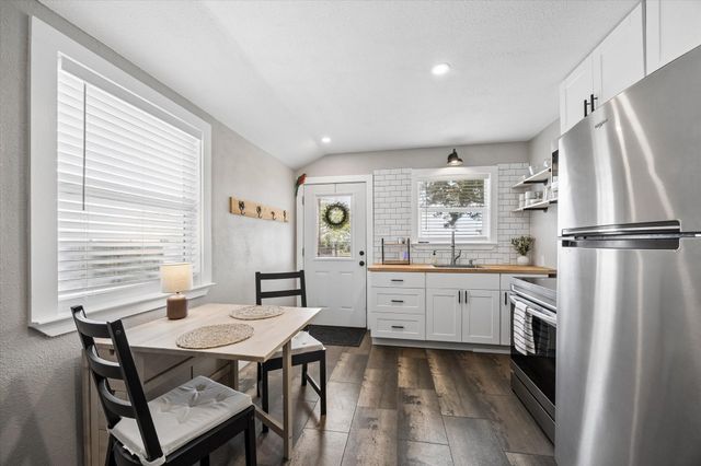 5130 Wonder Hill Road, Chappell Hill, TX 77426
