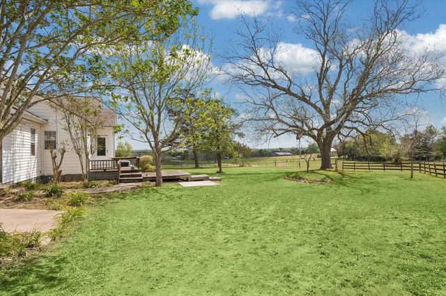 5130 Wonder Hill Road, Chappell Hill, TX 77426