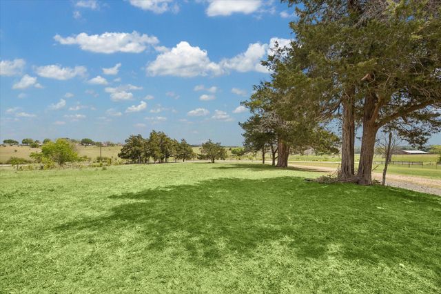 5130 Wonder Hill Road, Chappell Hill, TX 77426