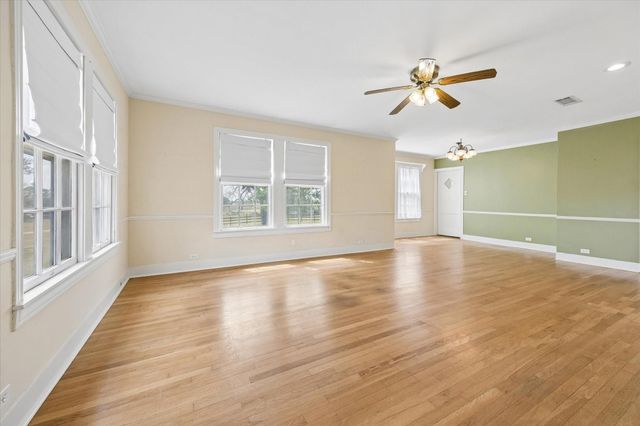 5130 Wonder Hill Road, Chappell Hill, TX 77426