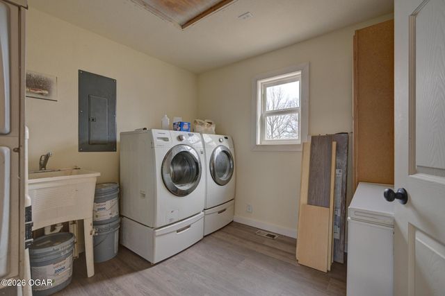 1404 N Wood Street, Galena, KS 66739