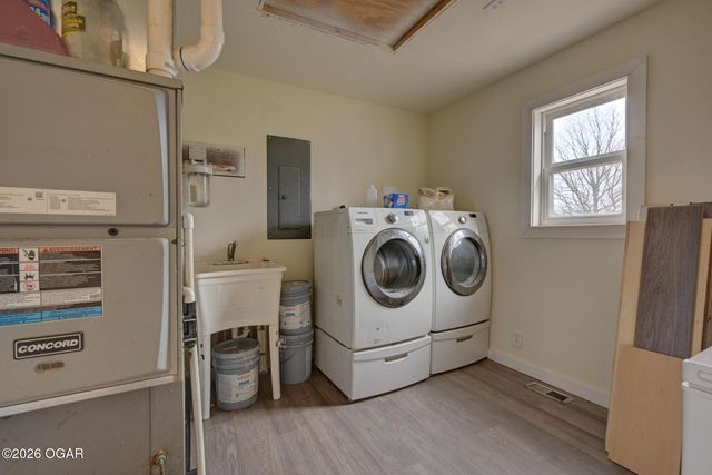 1404 N Wood Street, Galena, KS 66739