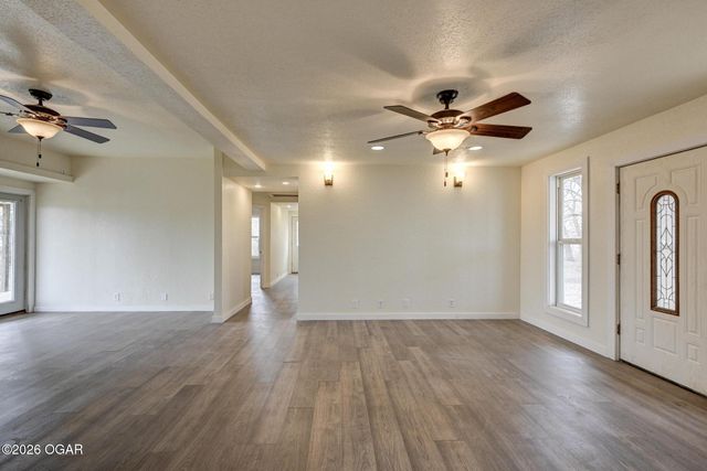 1404 N Wood Street, Galena, KS 66739