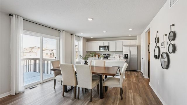 3029 Sweetwater Drive, Des Moines, IA 50320