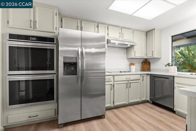 5129 Heavenly Ridge Ln, Richmond, CA 94803