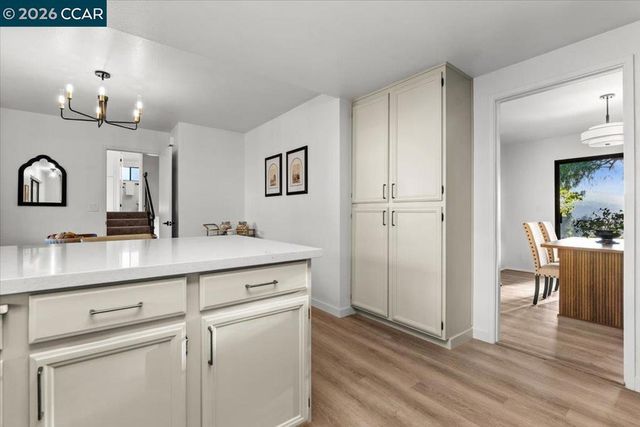 5129 Heavenly Ridge Ln, Richmond, CA 94803