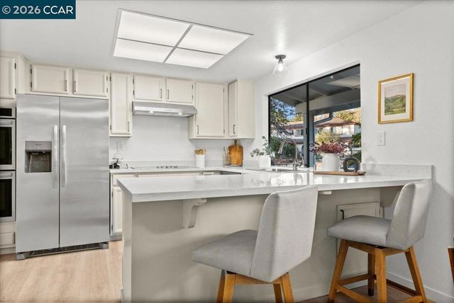 5129 Heavenly Ridge Ln, Richmond, CA 94803