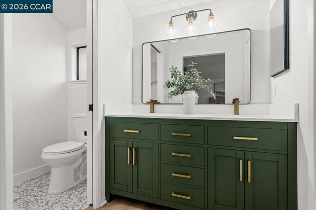 5129 Heavenly Ridge Ln, Richmond, CA 94803