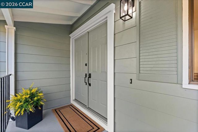 5129 Heavenly Ridge Ln, Richmond, CA 94803