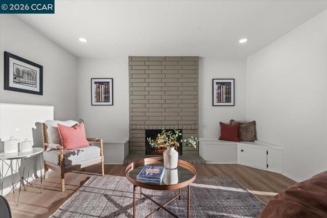 5129 Heavenly Ridge Ln, Richmond, CA 94803