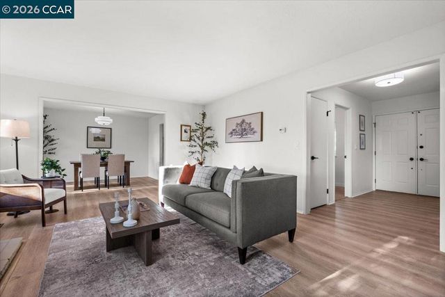 5129 Heavenly Ridge Ln, Richmond, CA 94803