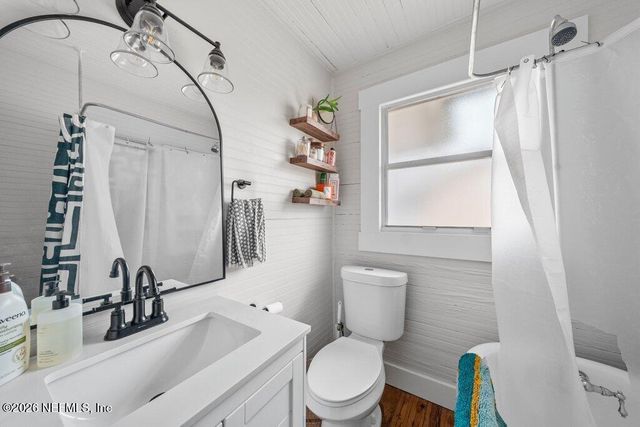 809 2ND Street S, Jacksonville Beach, FL 32250