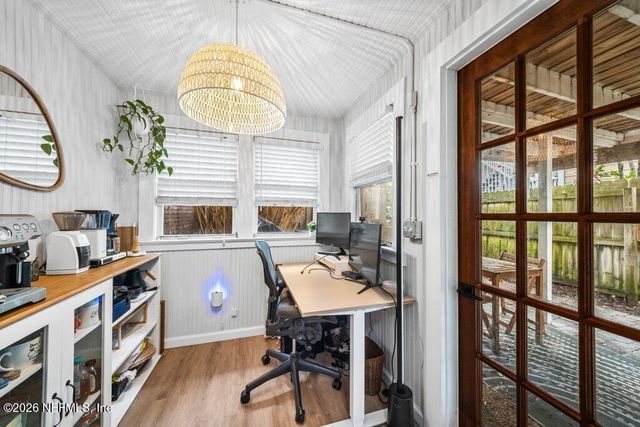 809 2ND Street S, Jacksonville Beach, FL 32250