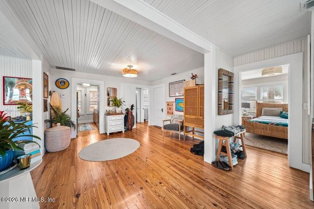 809 2ND Street S, Jacksonville Beach, FL 32250