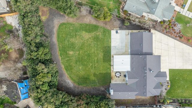 1405 Las Salinas Way, Sacramento, CA 95864